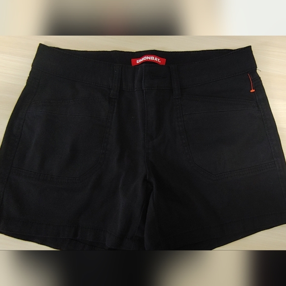 Union Bay Pocketed Shorts Size 7 - Picture 1 of 9